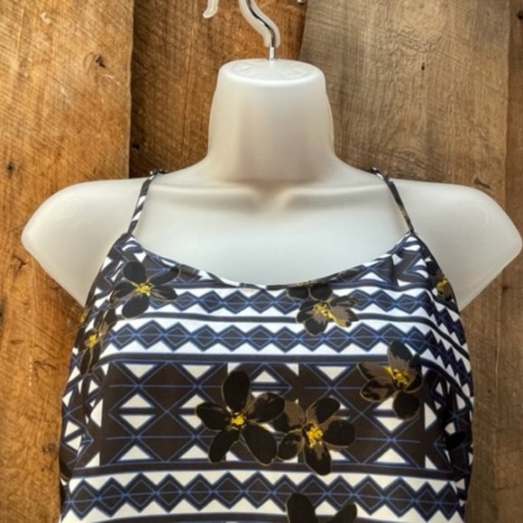 J. Crew Cami Top - Size 4 - Picture 2 of 8